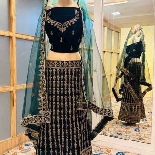 Dark Green Lehenga for all occasions – parties , engagements , birthdays , mehndi , and more. Versatile and attractive. Code: WLH00241. Contact: 7707014061.